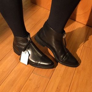 Ladies boot